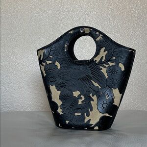 Elizabeth and James Black and Tan Tote Bag Purse